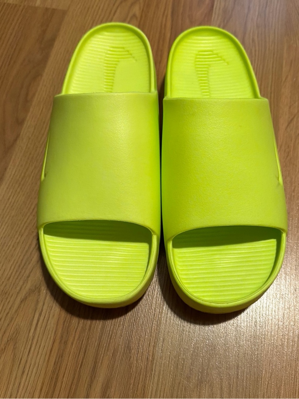 Nike Men’s Slide Sandals - Neon Yellow